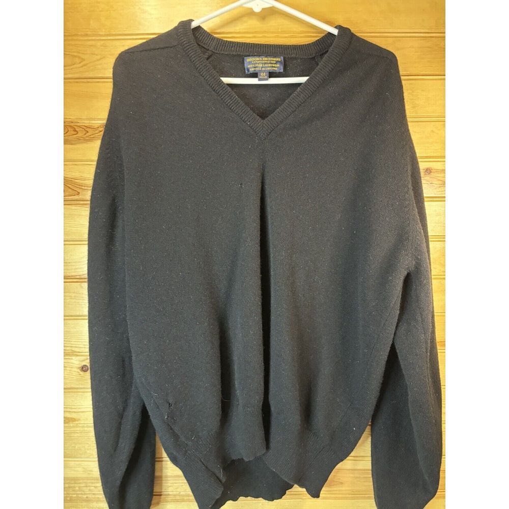 Vintage Brooks Brothers 100% Pure Lambs Wool Sweater 44 Black V-Neck England